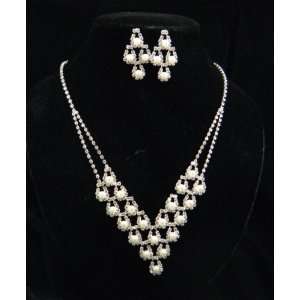  V shaped Pearl And Crystal Wedding Necklace Set S12500 