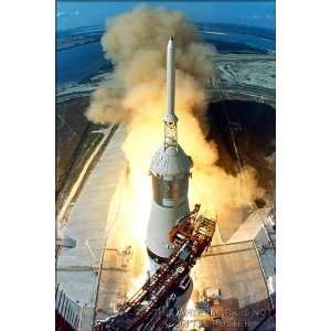   Saturn V Rocket Carrying Apollo 11   24x36 Poster 