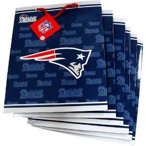Pro Specialties New England Patriots Team Logo Medium Size Gift Bag (6 