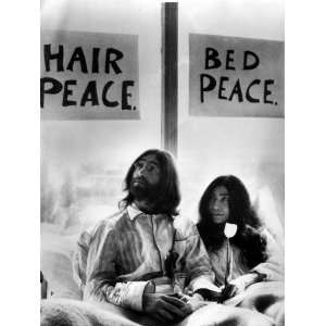 John Lennon in Bed with Yoko Ono at the Hilton Hotel Amsterdam, Peace 