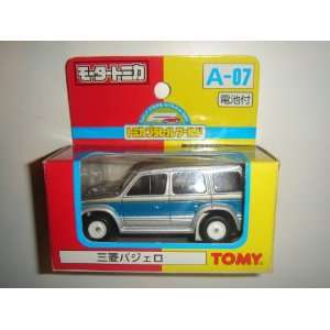  Tomy Motor Tomica Mitsubishi Pajero/Montero Silver/Blue #A 