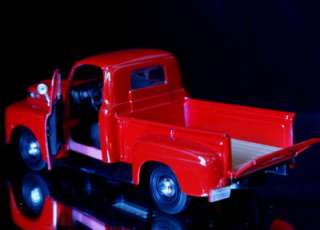 1948 Ford F1 Pickup MAISTO Diecast 125 Scale Red  