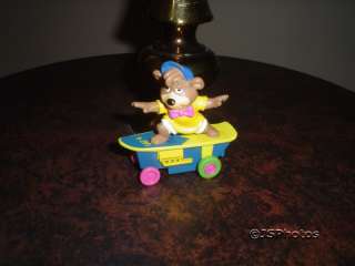 Yogi Bear Boo Boo & Cindy Lot of 5 Toy Moving Figures  