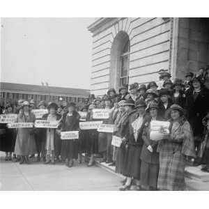 1926 Women from New Jersey at Capitol to prohibition hearing, 4/12/26