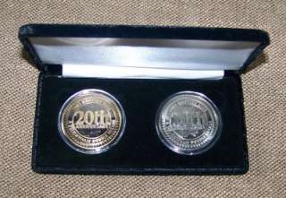 HOOTERS 20th ANNIVERSARY GOLD & SILVER COMMEMORATIVE COLLECTIVE COIN 