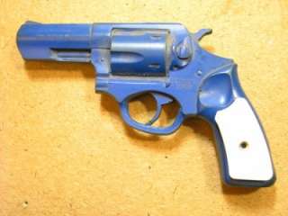   Imitation Ivory Grip Inserts & Screw for RUGER SP101 357 Revolver