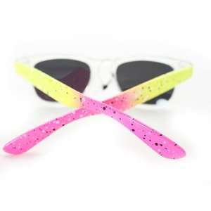 HOTLOVE Premium Quality Plastic Sunglasses UV400 Lens Technology   Fun 