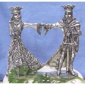   Foundry Arthur & Guinevere Pewter Cake Top