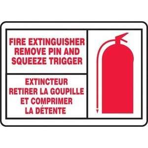 FIRE EXTINGUISHER REMOVE PIN AND SQUEEZE TRIGGER (BILINGUAL FRENCH 
