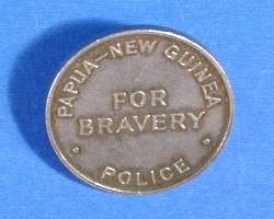 BRITISH PAPUA NEW GUINEA NATIVE POLICE VALOUR BADGE S0150  