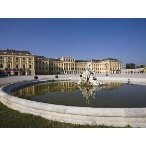  Front Facade, Schonbrunn Palace, UNESCO World Heritage 