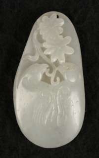 ANTIQUE CHINESE AMULET QING DYNASTY HAND CARVED WHITE JADE PEBBLE BIRD 