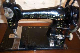 1890s New White Peerless model B Hand Crank Sewing Machine  