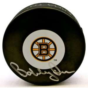 Bobby Orr Signed Puck   Bruins Logo GAI   Autographed NHL Pucks