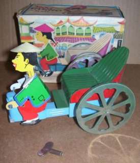 VINTAGE TIN TOY WIND UP CHINO CHINA TAXI SPAIN IN BOX  