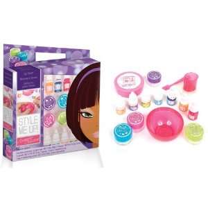  Style Me Up Cosmetic Creation Lip Balm Toys & Games