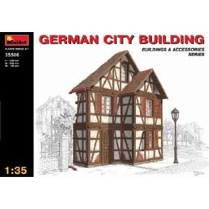  MiniArt 1/35 German City Building Kit Toys & Games