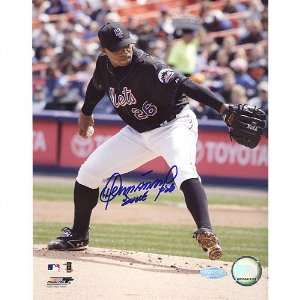  Orlando Hernandez New York Mets   Action   Autographed 