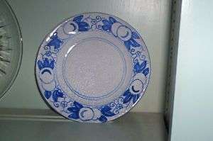 Antique Dedham Pottery 6 Plate   Horsechestnut pattern  
