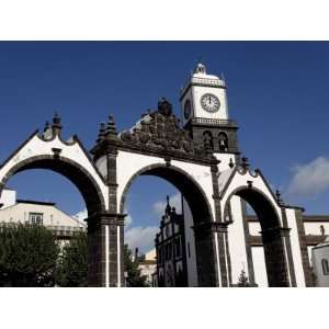  Three Arches, Ponta Delgada, Sao Miguel Island, Azores 