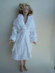 Franklin Mint Doll as a Tribute to Marilyn Monroe for the photoshoot 