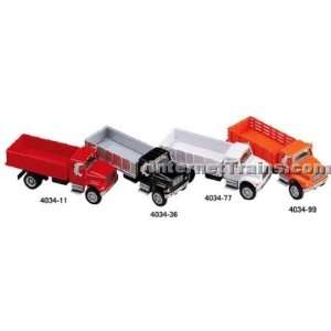   International 4900 2 Axle Long Solid Stake Bed Truck   White Toys