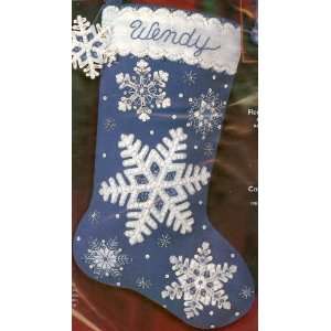  Bucilla Christmas Holiday Stocking Kit   Felts, Sequins 