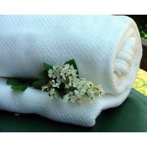  Twin White Chevron Cotton Blanket 019