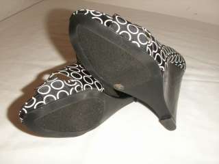 Jessica Simpson Melk Wedge Peep Toe Pump Shoe Womens 6B  