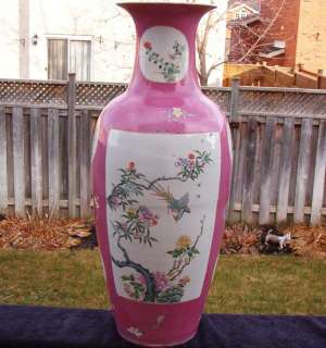  SIGNED CHINESE QIANLONG FAMILLE ROSE ROOSTER BIRD SCENIC VASE  