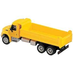  HO International HD Dump Truck, Yellow Toys & Games