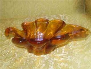Up for your consideration is a Vintage Leaf Shape Amber Glass Candy 