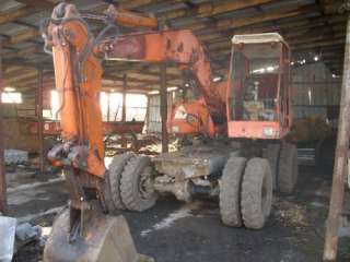 Atlas Bagger 1202 in Nordfriesland   Stedesand  Anhänger 