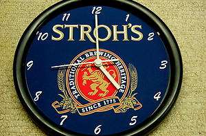 Strohs Beer 10 Wall Clock   Detroit, Michigan  