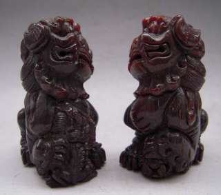Pair Tibet Tibetan Yak Horn Carved Guardian Foo Fu Dog Statue  