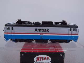 Atlas 8571 HO AEM 7 Amtrak #908  