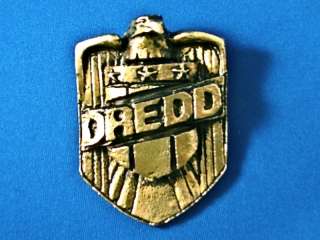See video above for close up views of the Judge Dredd Badge.