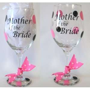  Personalized Wine Glass with Polka Dots   Choice of Font 