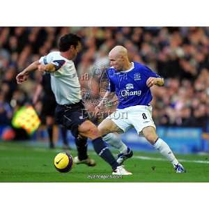  Everton v Bolton   Anrdrew Johnson and Boltons Gary Speed 