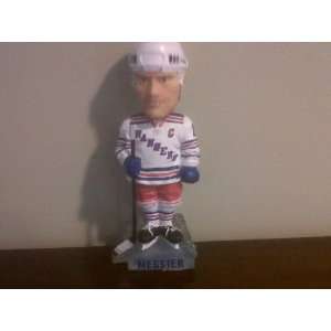 Mark Messier 7.5 inch Bobblehead Doll