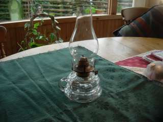VINTAGE VERITAS HAND HELD CLEAR PRESSED GLASS FINGER OIL LAMP  