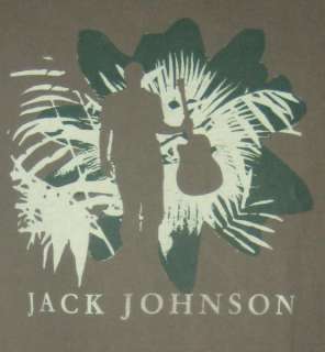 Jack Johnson Holding Guitar Foliage Leaves Oahu Hawaii Mens T shirt 