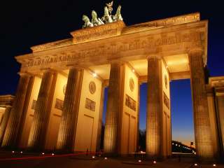 Paper 3D Puzzle Model German Berlin Brandenburg Gate  