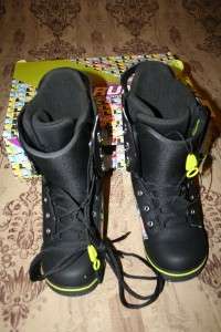Rare NOS Forum Youngblood 2009 Snowboard boots New in box dc burton 