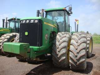 John Deere 9520  used tractors scraper pull tractors 