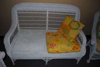   Antique Wicker Set Love Seat Settee, & Two Chairs Great Condition