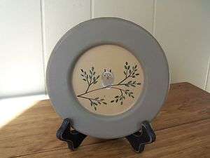 Wood Plate with one bird  